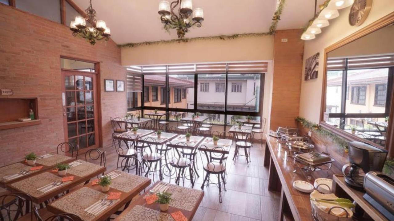 1775 Adriatico Suites Manila Exterior photo