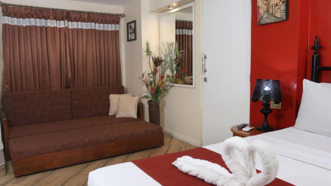 1775 Adriatico Suites Manila Exterior photo