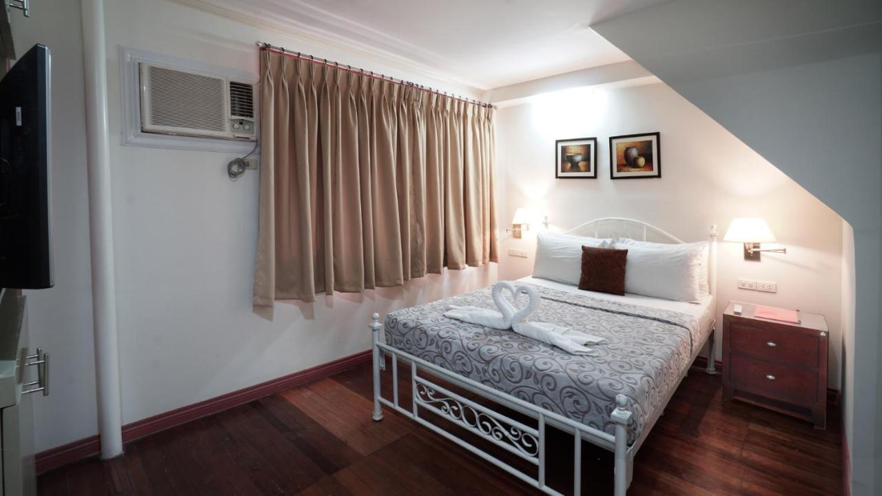 1775 Adriatico Suites Manila Exterior photo